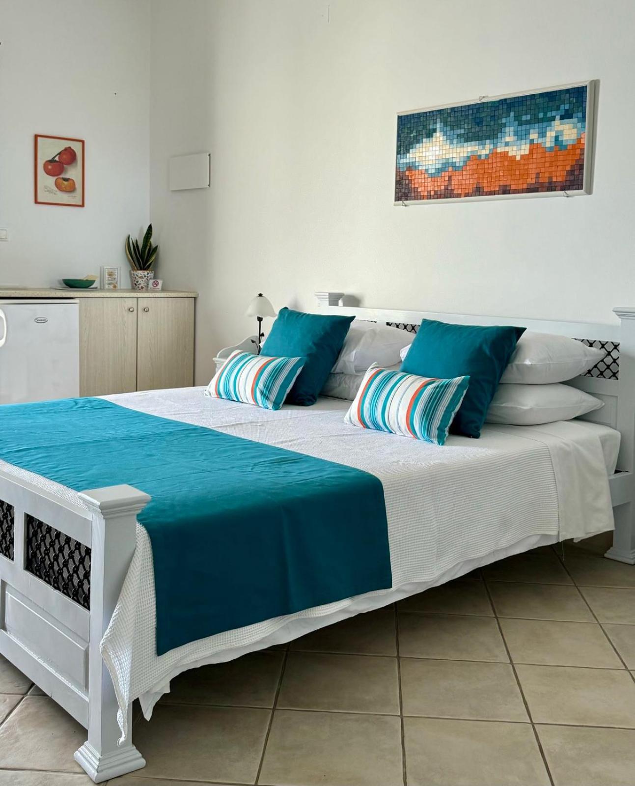 Syrou Lotos Studios & Apartments (Adults Only) Kini Oda fotoğraf