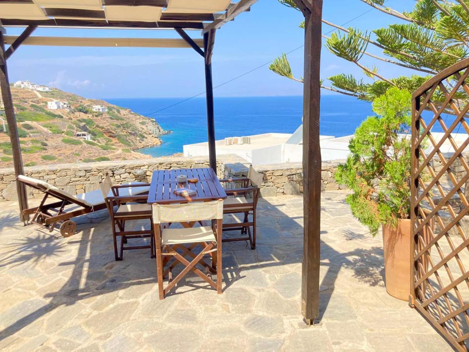 Syrou Lotos Studios & Apartments (Adults Only) Kini Oda fotoğraf